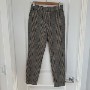 CHI & CO | cropped gingham dress pants